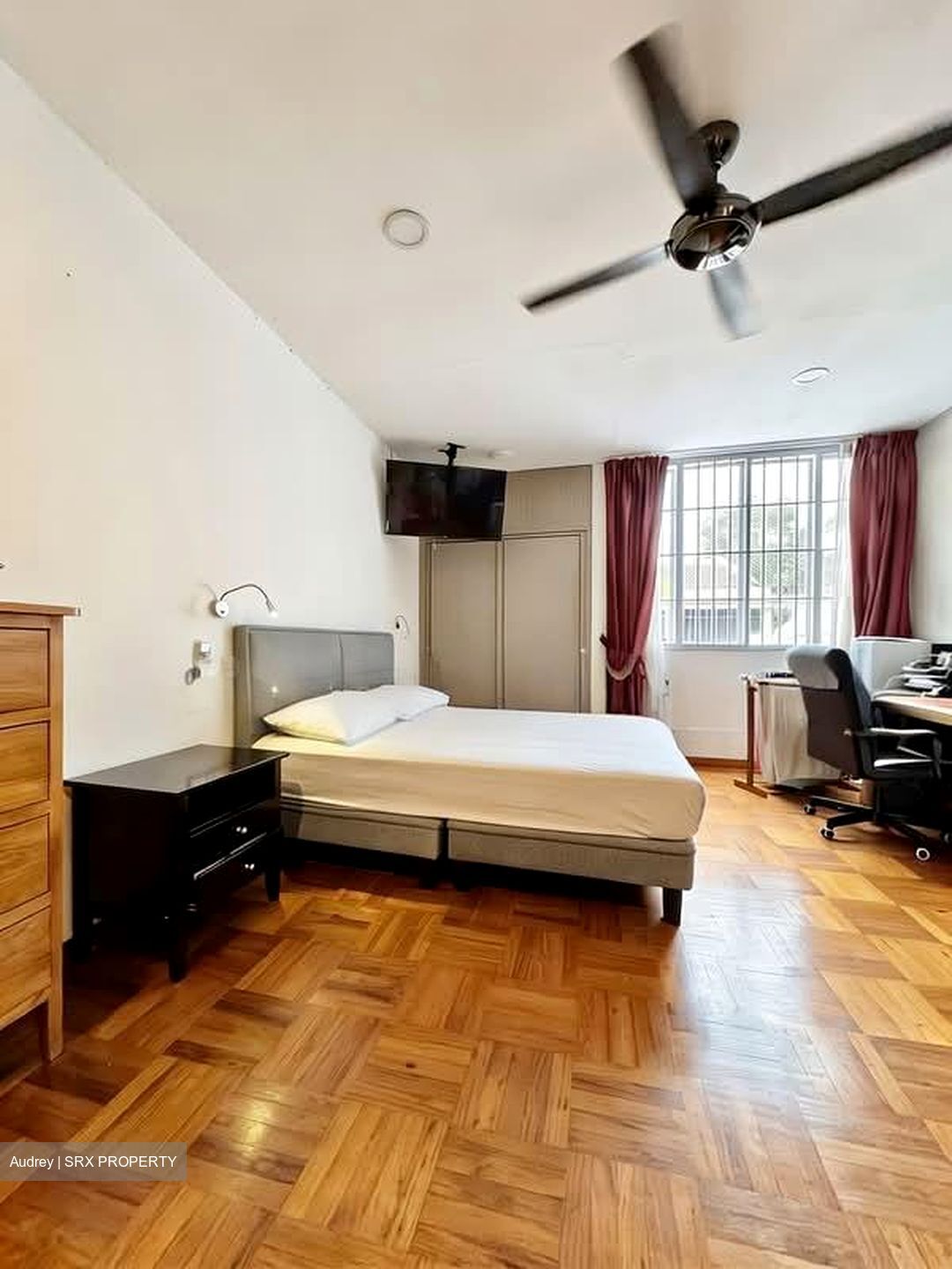Holland Grove Road (D10), Terrace #569256251
